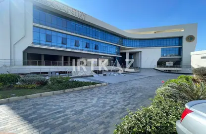 Office Space - Studio - 1 Bathroom for rent in ELEGANTRY - District 1 - The 5th Settlement - New Cairo City - Cairo