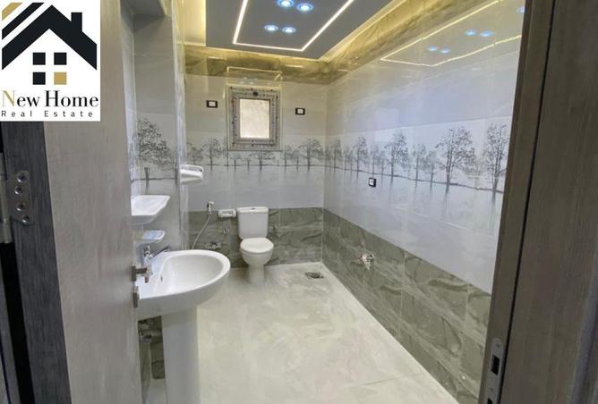 8392404 - Property Image 2