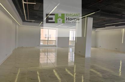 Office Space - Studio - 2 Bathrooms for rent in Concord Plaza - South Investors Area - New Cairo City - Cairo