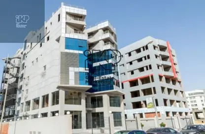 محل تجاري - استوديو - 1 حمام للايجار في كايرو بزنس بلازا - شارع التسعين الشمالي - التجمع الخامس - مدينة القاهرة الجديدة - القاهرة