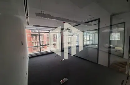 بناية كاملة - استوديو - 7 حمامات للبيع في محور مصطفي كامل - التجمع الاول - مدينة القاهرة الجديدة - القاهرة