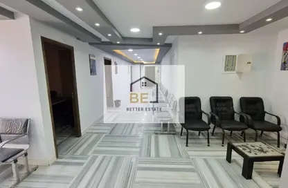 وحدة طبية - استوديو - 2 حمامات للايجار في شارع 9 - الهضبة العليا - المقطم - القاهرة