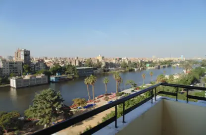 شقة - 4 غرف نوم - 3 حمامات للايجار في شارع العزيز عثمان - الزمالك - القاهرة