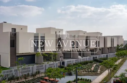 تاون هاوس - 3 غرف نوم - 4 حمامات للبيع في كمبوند البروج - كمبوندات الشروق - مدينة الشروق - القاهرة