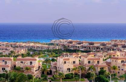 Chalet - 2 Bedrooms - 3 Bathrooms for sale in La Vista Gardens - La Vista - Al Ain Al Sokhna - Suez