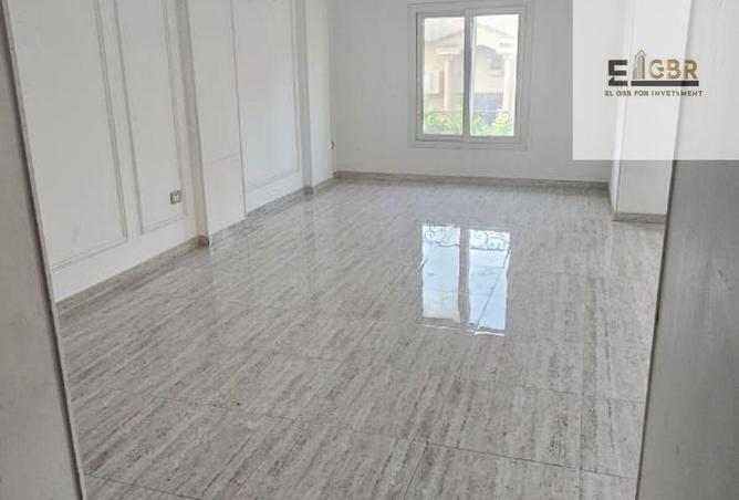 8126547 - Property Image 2