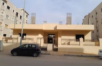 شقة - 3 غرف نوم - 2 حمامات للبيع في شارع المهندس احمد كمال حمدي - الحي السادس عشر - الشيخ زايد - الجيزة