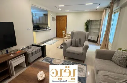 Apartment - 2 Bedrooms - 1 Bathroom for rent in Beverly Hills Road - 17th District - Sheikh Zayed City - Giza