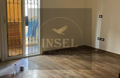 Apartment - 2 Bedrooms - 2 Bathrooms for rent in South Lotus - El Lotus - New Cairo City - Cairo
