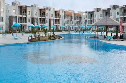 Chalet - 2 Bedrooms - 2 Bathrooms for sale in Sea View - Ras Al Hekma - North Coast