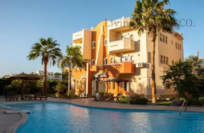 Apartment - 2 Bedrooms - 1 Bathroom for sale in Steigenberger Aqua Magic - Hurghada Resorts - Hurghada - Red Sea