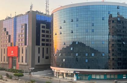 Office Space - Studio - 2 Bathrooms for sale in One Kattameya - El Katameya Compounds - El Katameya - New Cairo City - Cairo