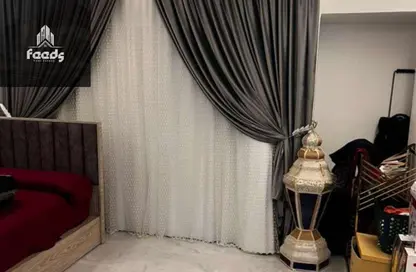 شقة - 2 غرف نوم - 2 حمامات للبيع في جاليريا  مون فالى - المستثمرين الجنوبية - مدينة القاهرة الجديدة - القاهرة