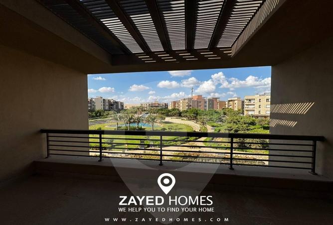 (بنتهاوس  (روف - 3 غرف نوم - 4 حمامات للايجار في نيو جيزة - طريق مصر اسكندرية الصحراوي - مدينة 6 أكتوبر - الجيزة