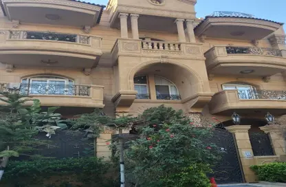 Apartment - 3 Bedrooms - 3 Bathrooms for sale in Street 32 - District 1 - The 5th Settlement - New Cairo City - Cairo