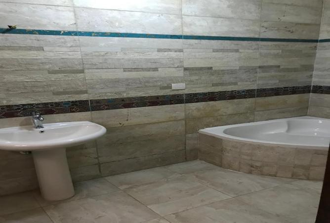 8403885 - Property Main Image