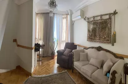 Apartment - 3 Bedrooms - 2 Bathrooms for sale in Al Gezira El Wosta St. (Yousef Kamel) - Zamalek - Cairo