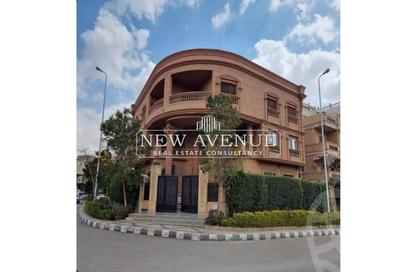 Villa - 7+ Bedrooms - 7+ Bathrooms for sale in Abdel Baki Al Keliny St. - El Banafseg 7 - El Banafseg - New Cairo City - Cairo