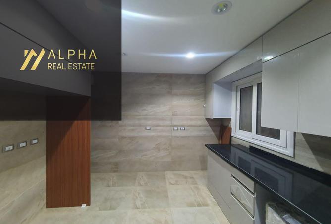 7915180 - Property Image 3