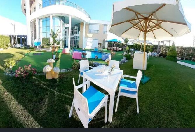 8214669 - Property Image 2