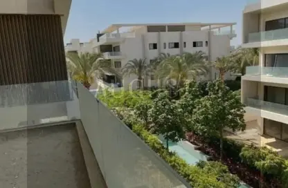 Apartment - 3 Bedrooms - 5 Bathrooms for sale in Swan Lake Residence - 5th Settlement Compounds - The 5th Settlement - New Cairo City - Cairo
