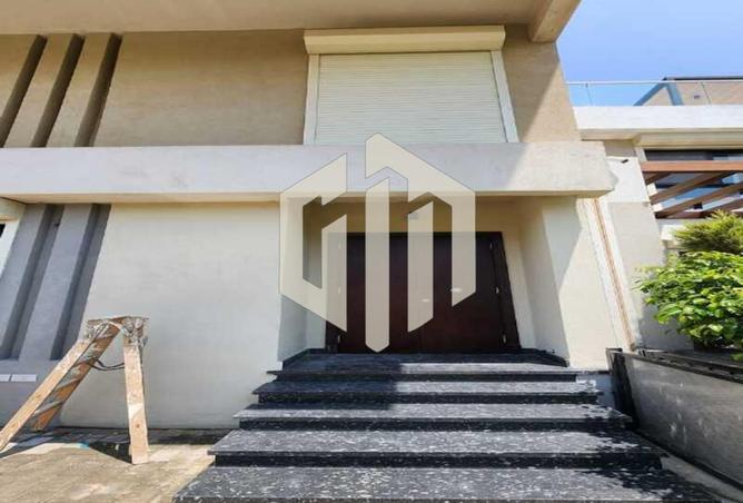 8062870 - Property Image 2