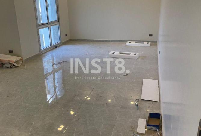 8070359 - Property Image 2