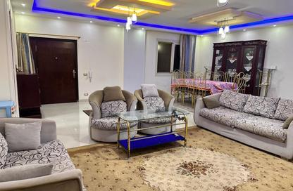 شقة - 3 غرف نوم - 2 حمامات للايجار في عمارات البنفسج - البنفسج - مدينة القاهرة الجديدة - القاهرة
