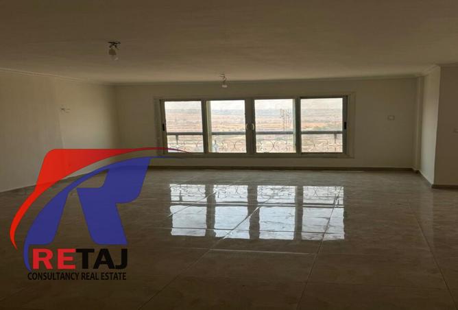 8239012 - الصورة الرئيسية للعقار