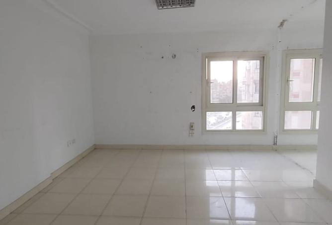 8361027 - Property Image 2