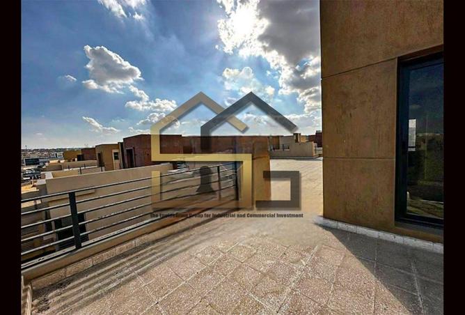 8318641 - Property Image 3