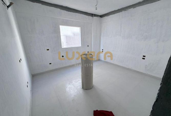 8082153 - Property Image 2