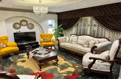 Apartment - 3 Bedrooms - 3 Bathrooms for sale in Zakaria Ahmed St. - El Banafseg 5 - El Banafseg - New Cairo City - Cairo