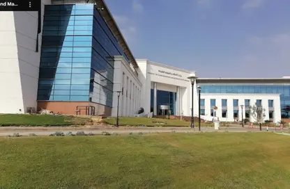Office Space - Studio - 6 Bathrooms for rent in Smart Village - Cairo Alexandria Desert Road - 6 October City - Giza