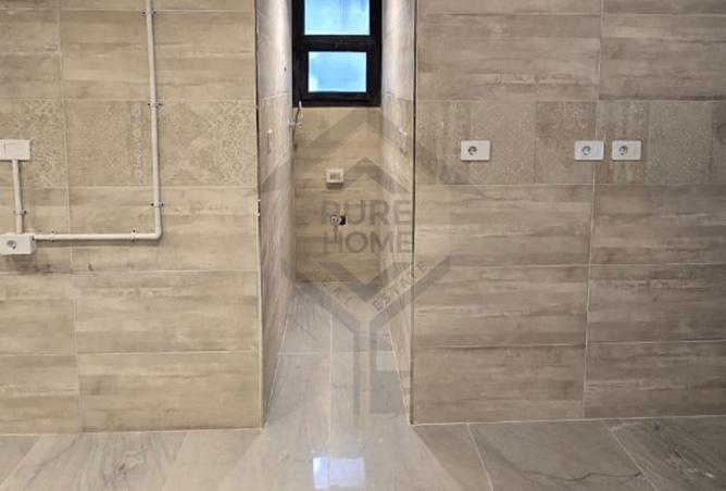 8199294 - Property Image 2