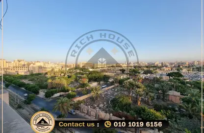 Apartment - 3 Bedrooms - 2 Bathrooms for rent in Ali Mostafa Mosharafa St. - El Shatby - Hay Wasat - Alexandria