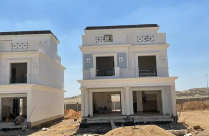 فيلا - 3 غرف نوم - 3 حمامات للبيع في ماونتن فيو اكتوبر بارك - الحي السادس - مدينة 6 أكتوبر - الجيزة
