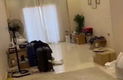 Apartment - 3 Bedrooms - 3 Bathrooms for rent in North Lotus - El Lotus - New Cairo City - Cairo