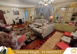 شقة - 2 غرف نوم - 2 حمامات for للبيع in شارع نبيل شاكر حسان - رشدي - حي شرق - الاسكندرية