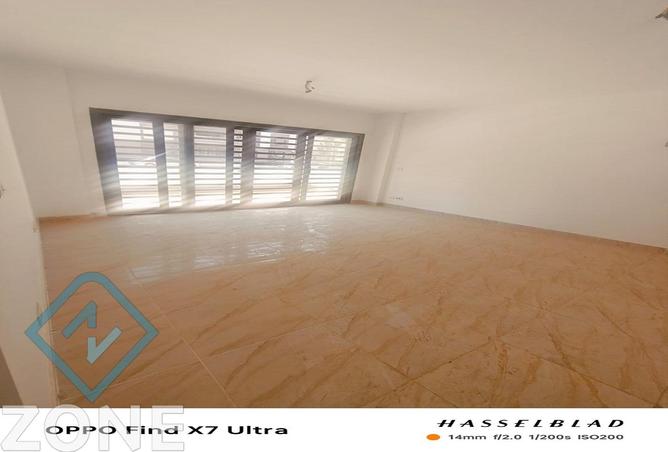 7976327 - Property Image 3