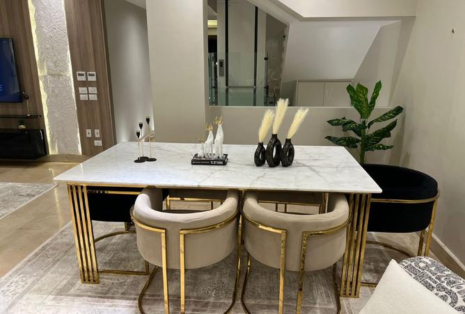 8174484 - Property Image 2