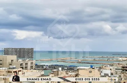 Apartment - 3 Bedrooms - 3 Bathrooms for rent in Mostafa Maher St. - Glim - Hay Sharq - Alexandria