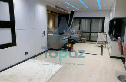 شقة - 2 غرف نوم - 3 حمامات للايجار في ذا كورت ياردز - كمبوندات الشيخ زايد - الشيخ زايد - الجيزة