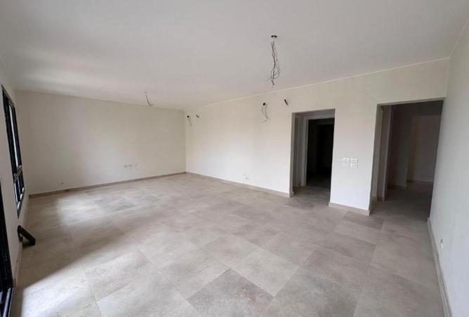 8313689 - Property Image 3