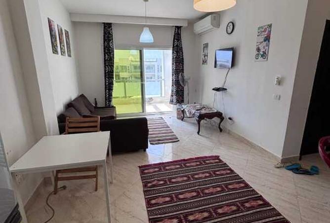 8418000 - Property Image 3