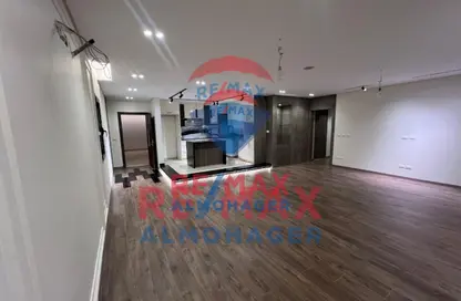 Apartment - 3 Bedrooms - 3 Bathrooms for sale in Sodic West - Sheikh Zayed Compounds - Sheikh Zayed City - Giza