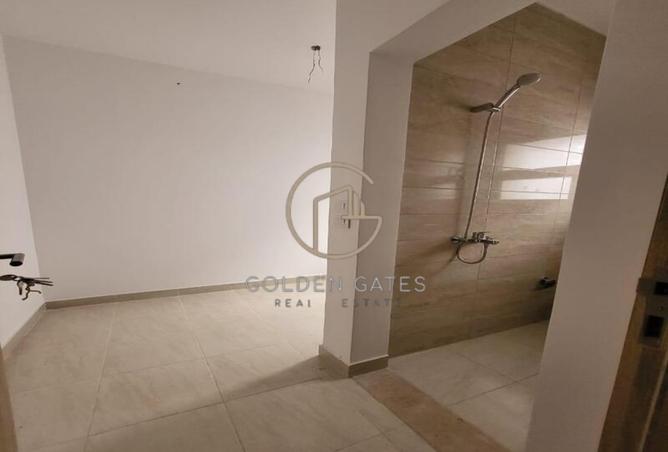 8405001 - Property Image 3