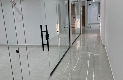 Half Floor - Studio - 3 Bathrooms for rent in Heliopolis - Masr El Gedida - Cairo