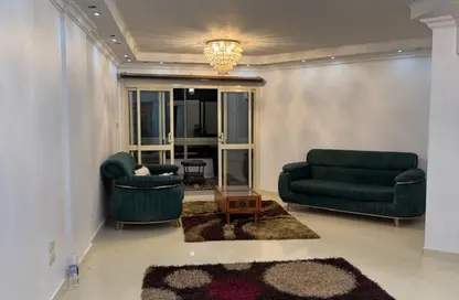 شقة - 3 غرف نوم - 2 حمامات للايجار في زهراء المعادي - حي المعادي - القاهرة