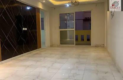 Apartment - 2 Bedrooms - 1 Bathroom for sale in Degla Palms - Al Wahat Road - 6 October City - Giza